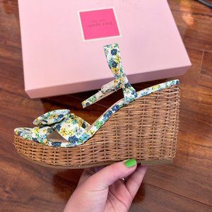Kate Spade Flower Platform Wedges with straw size 6.5/37